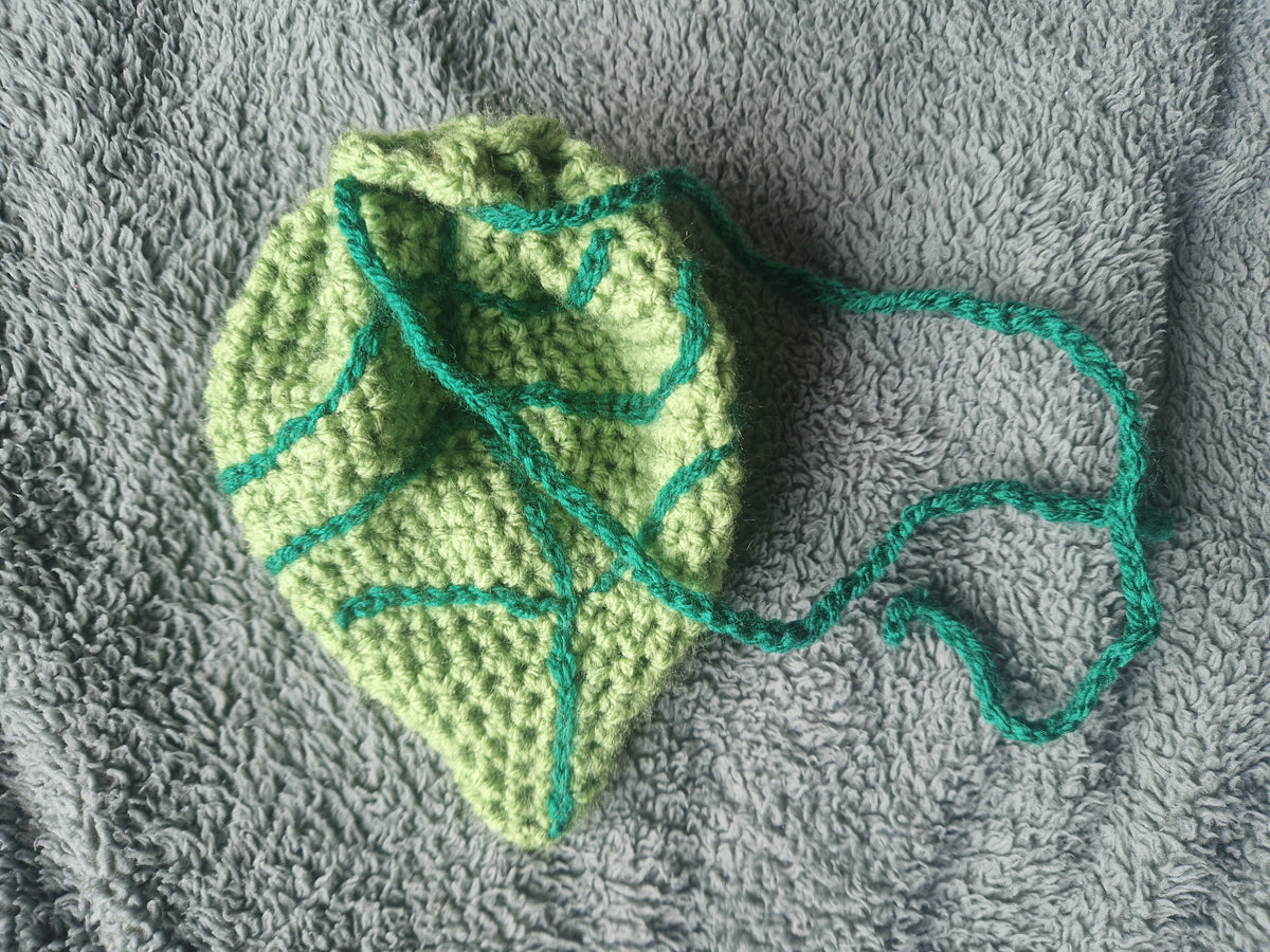 Crochet Leaf Pouch/Dicebag - Perfect for DND