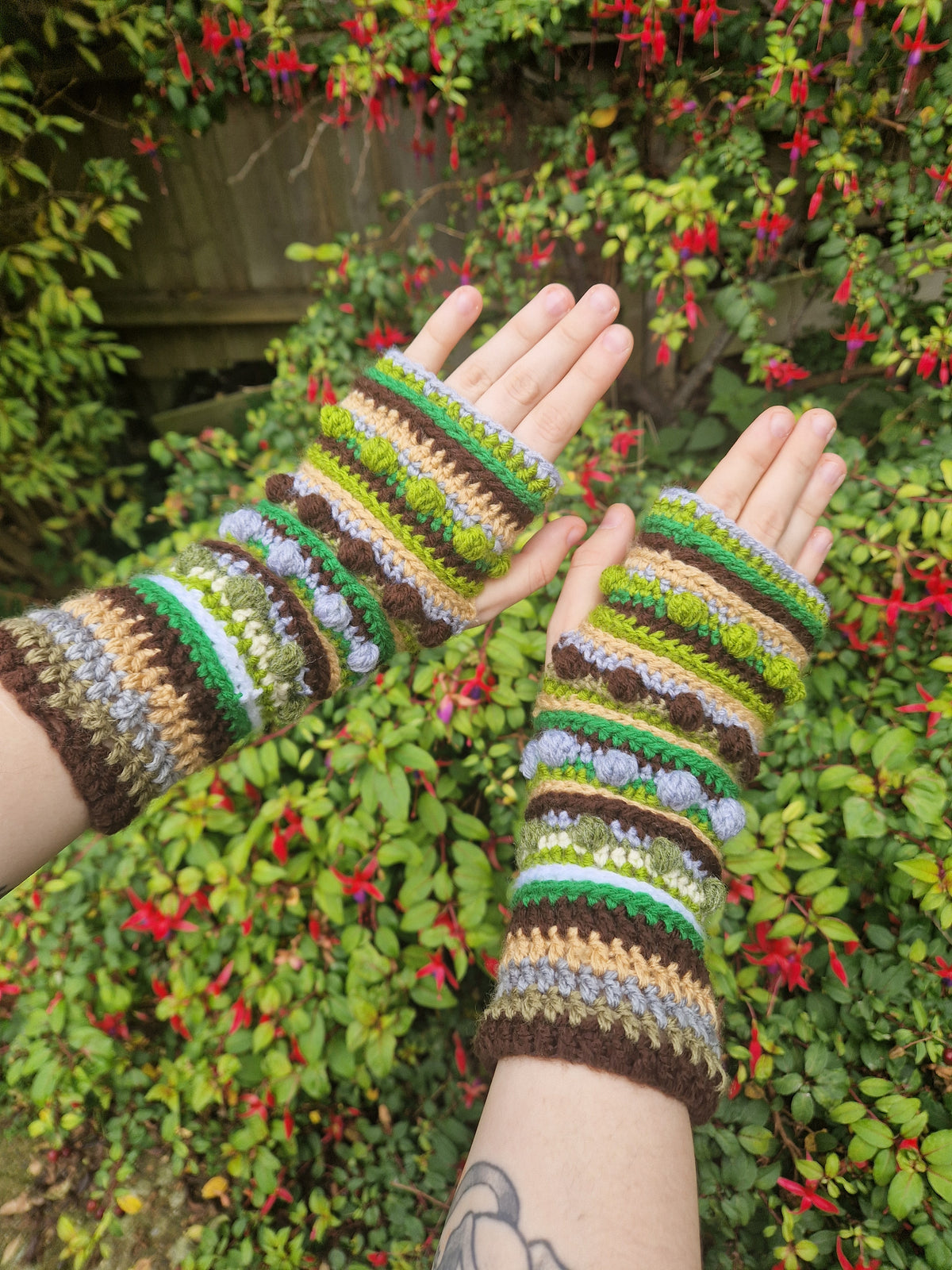 Crochet Handwarmers/fingerless gloves Green x Browns OOAK